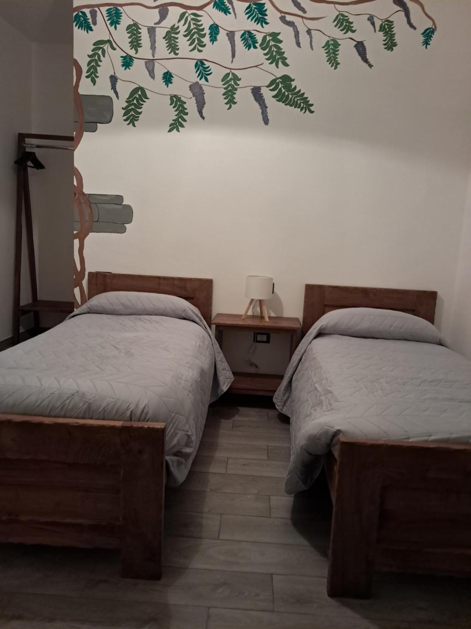 Ligustro Home Laino Borgo Стая снимка